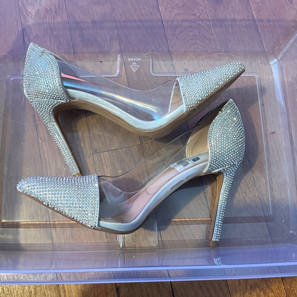 BCBGeneration Lania Embellished Pumps Heel Sz 5 - Picture 2 of 4